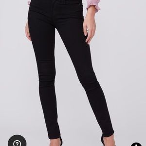 Paige NWT Hoxton High Rise Ultra Skinny. Size 32.